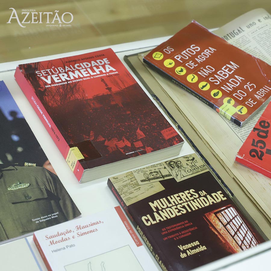 210 Comemorar_25_Abril_Através_Livros_2022-5