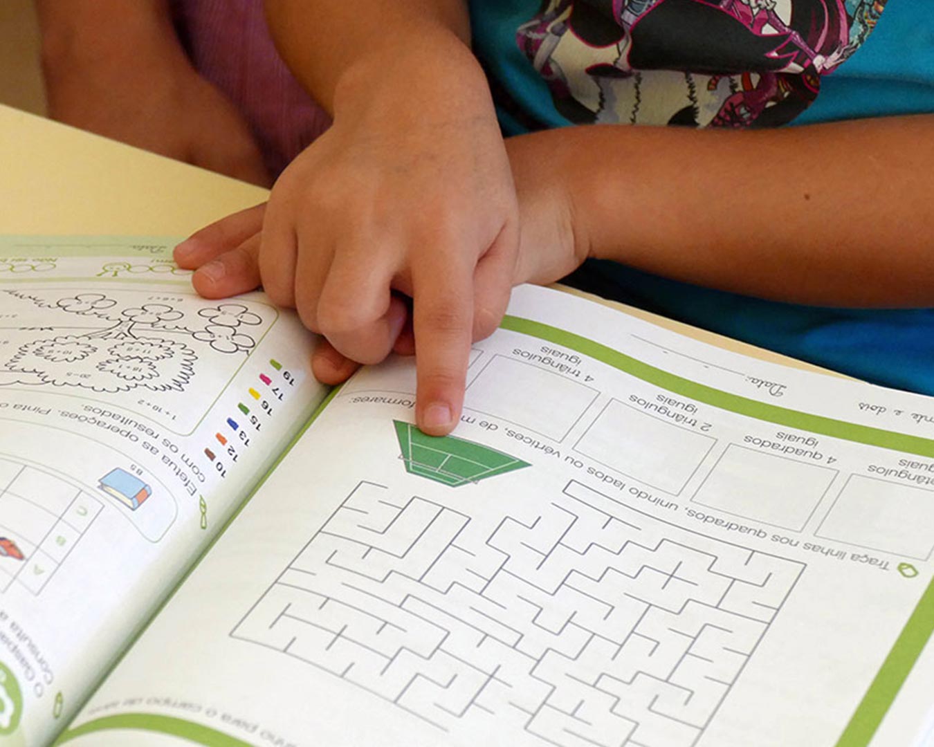 Entrega_Manuais_Escolares_Casal_Bolinhos_10