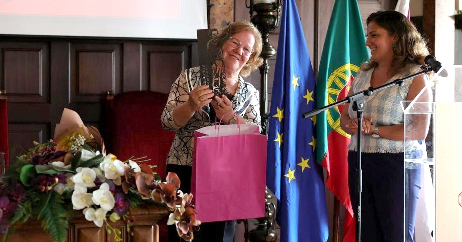 Livro-reúne-testemunhos-de-50-mulheres1