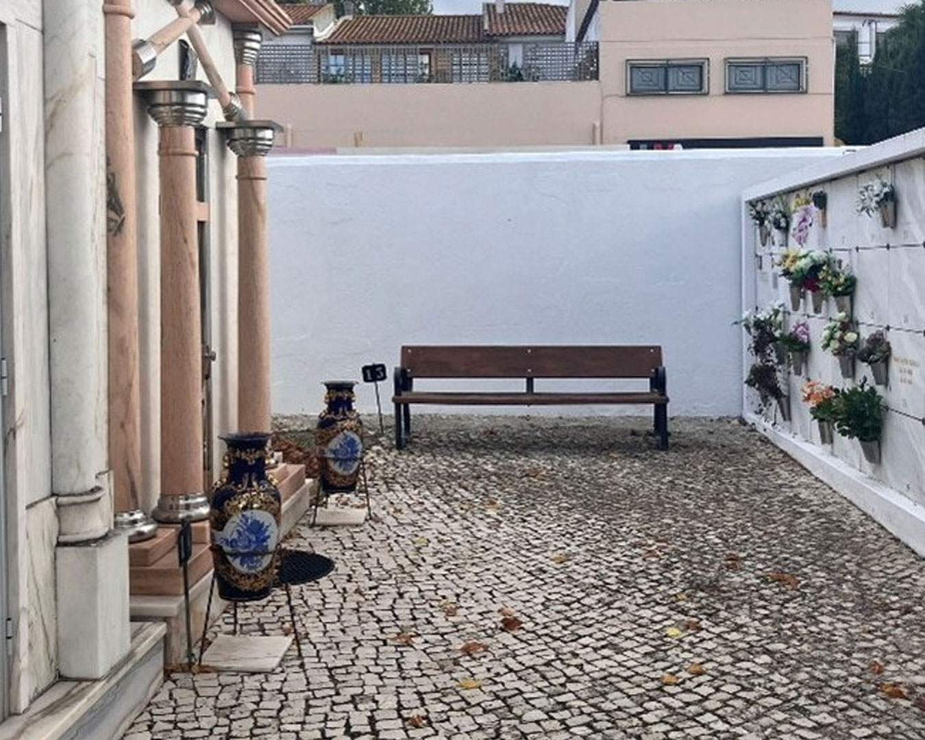 Cemitério-de-Vila-Nogueira2